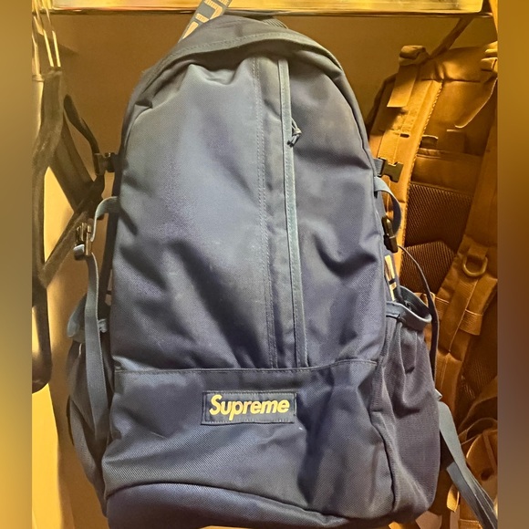 Blue supreme backpack - Picture 2 of 6
